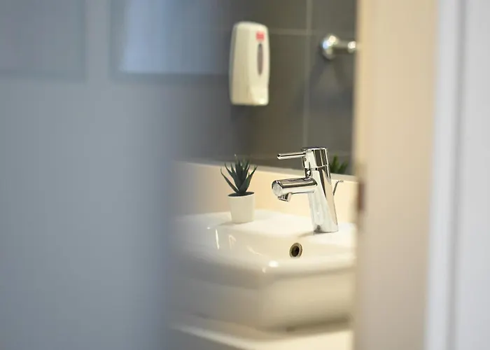 Amazing - Modern 1br With Balcony In Aviatiei * بوخارست