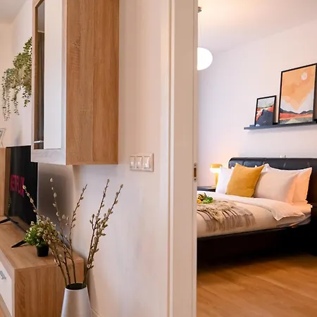 Διαμέρισμα Amazing - Modern 1br With Balcony In Aviatiei *