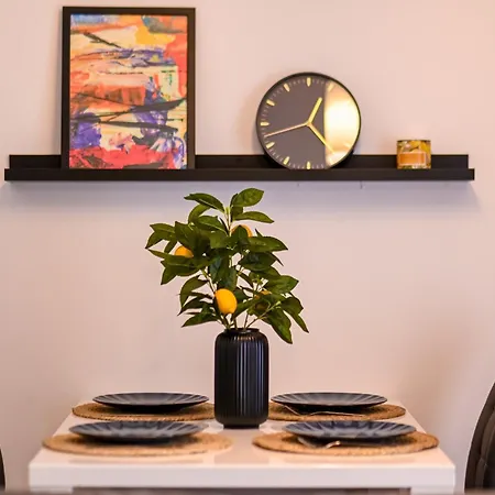 Amazing - Modern 1br With Balcony In Aviatiei *