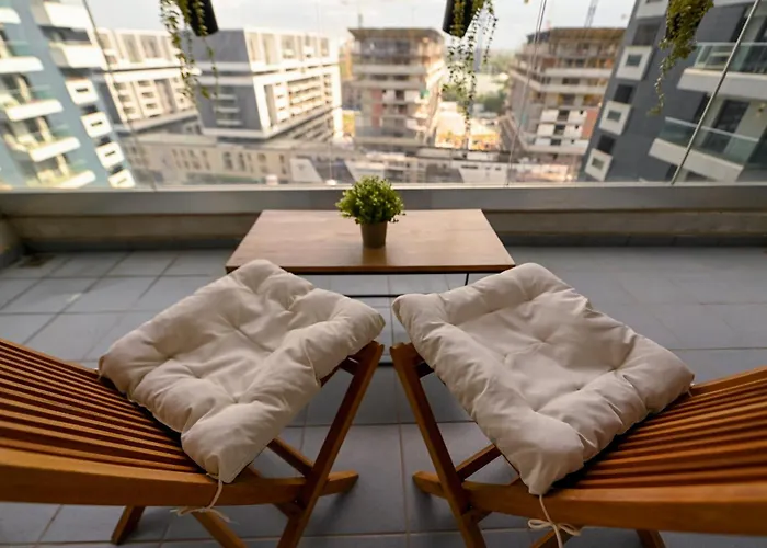 Апартаменты Amazing - Modern 1br With Balcony In Aviatiei Бухарест