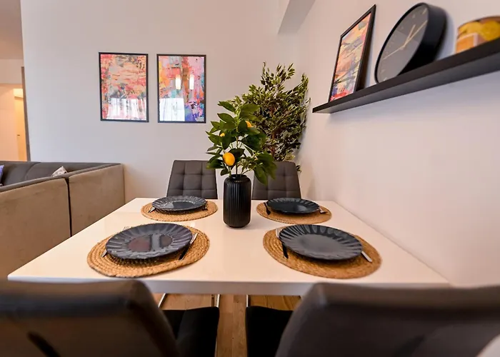 Amazing - Modern 1br With Balcony In Aviatiei Bukarest