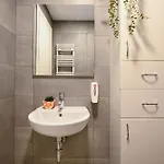Apartment Amazing - Modern 1br With Balcony In Aviatiei