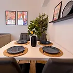 Amazing - Modern 1br With Balcony In Aviatiei Bucharest