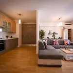 Amazing - Modern 1br With Balcony In Aviatiei Apartment